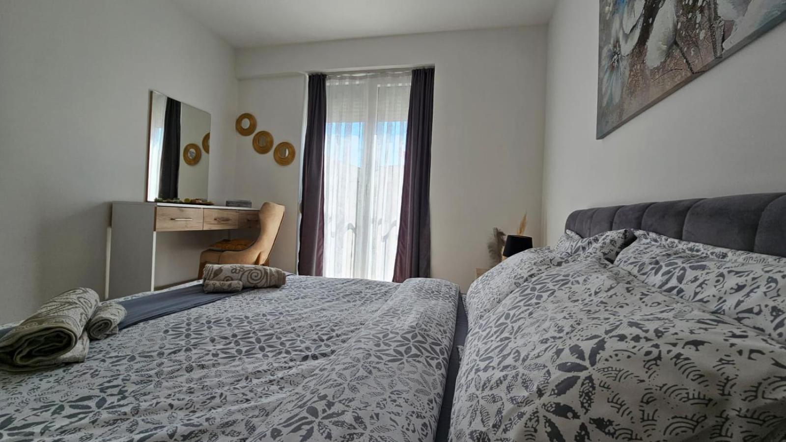 Cozy Apartment - 2 Bedrooms In The Best City Area. Uroševac Exterior foto
